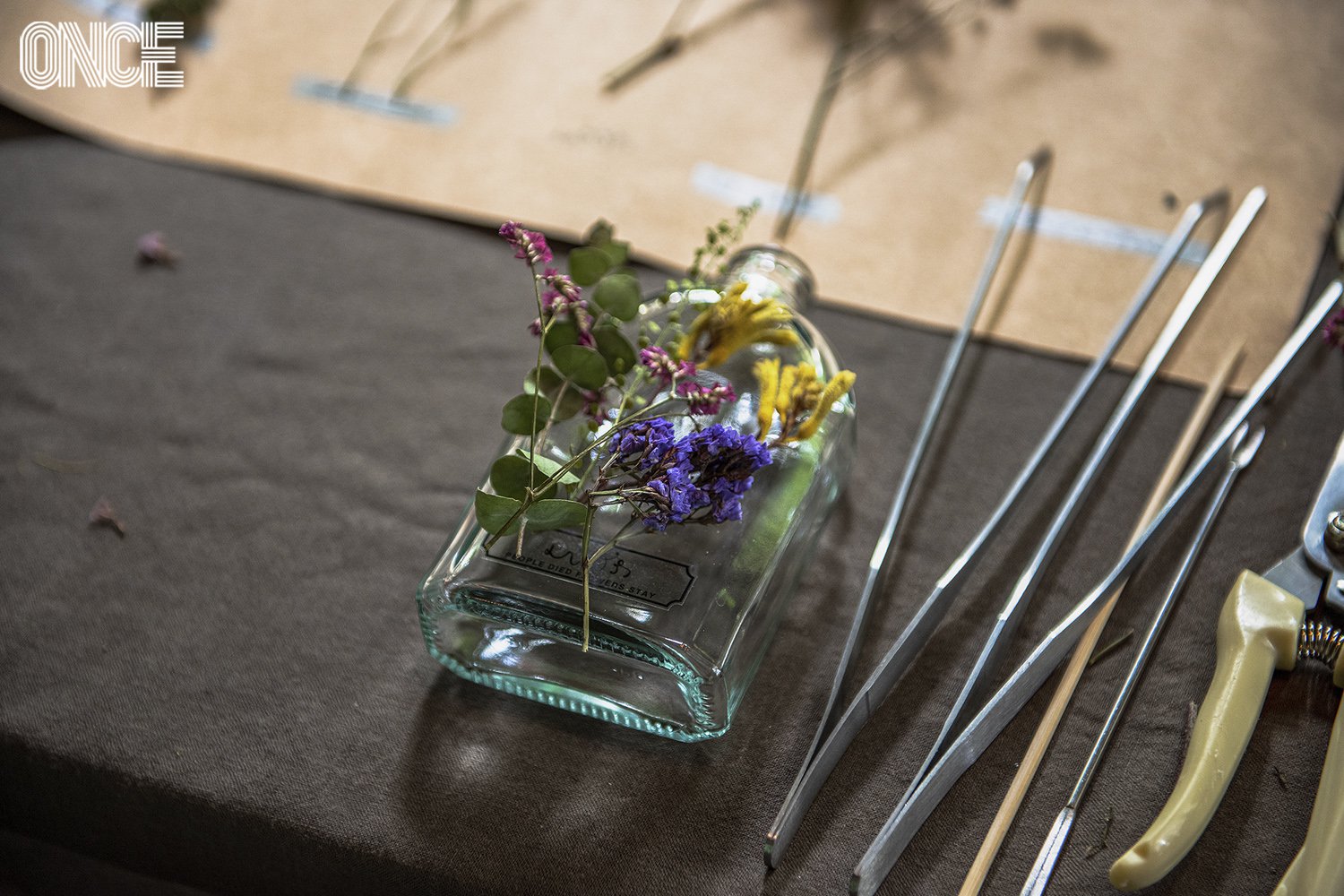 คืนชีวาให้มาลี ‘มาลีจีรัง’ Herbarium ดอกไม้ในน้ำมันที่คงอยู่ชั่วนิรันดร์