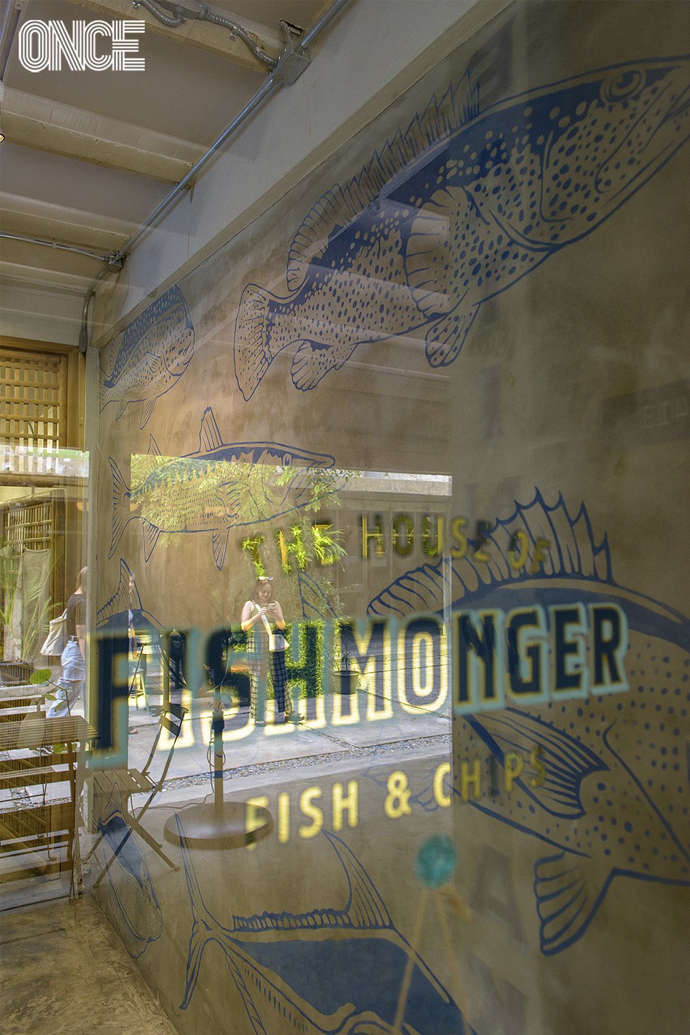 Fishmonger ร้านฟิชแอนด์ชิปส์จากปลาไทย ที่ตั้งเป้าว่าจะขายให้ได้ 100 ชนิดในเวลา 1 ปี