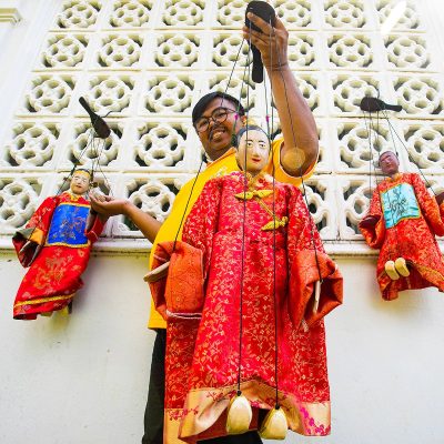 เชิดหุ่น