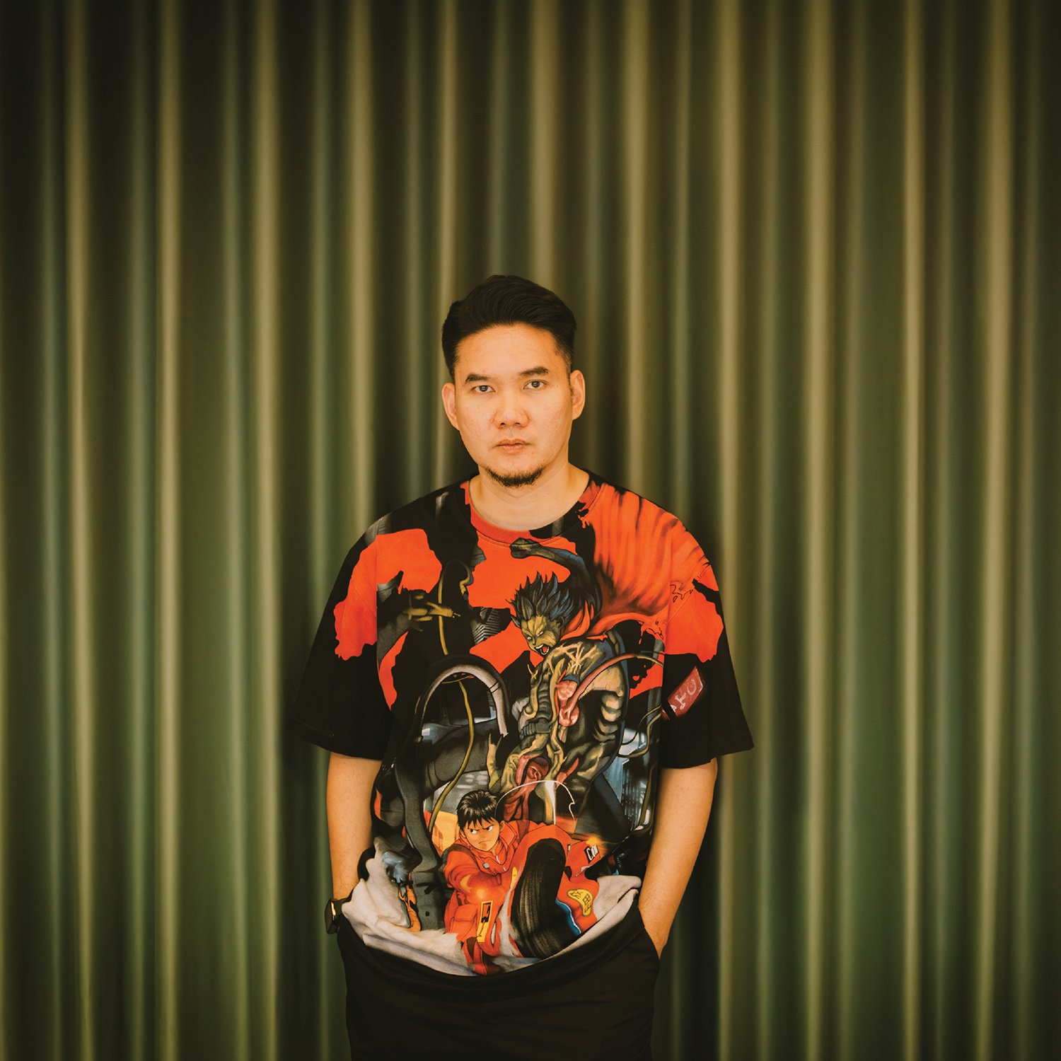 หลังฉากซีรีส์ อนาคต กับการตีความ Sci-fi ไทยสุดจัดจ้าน ฉบับผู้กำกับ  กอล์ฟ-ปวีณ