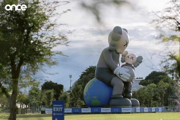 KAWS