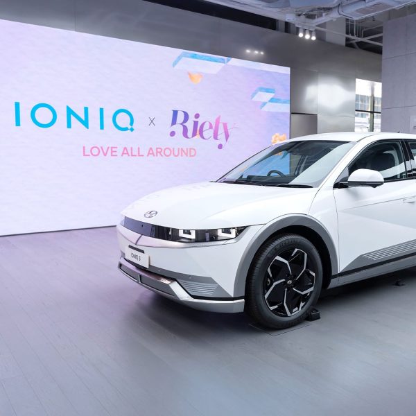 IONIQ
