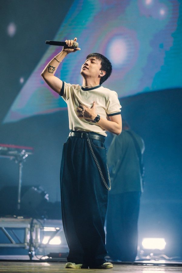 นั่งเล่น 9