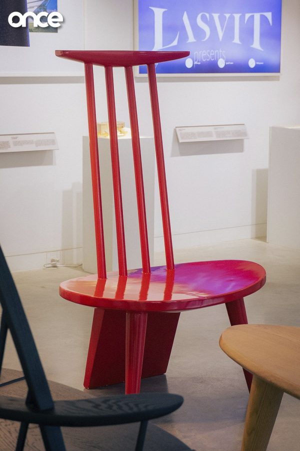 นิธิ สถาปิตานนท์