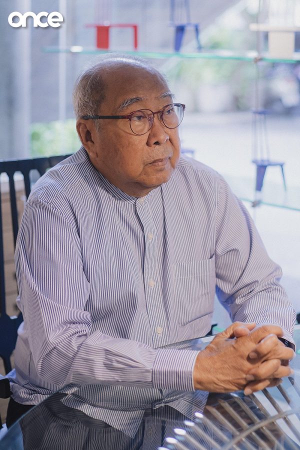 นิธิ สถาปิตานนท์