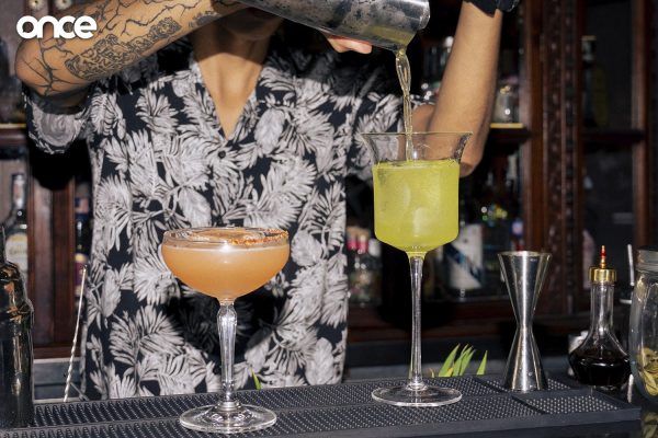 บาร์ลูกกรุง