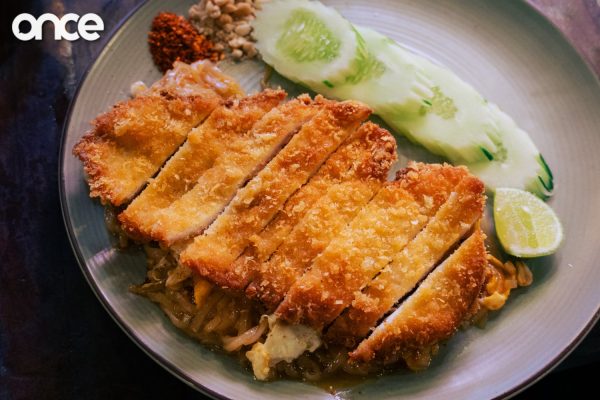 ราดหน้าโรงปี๊บ