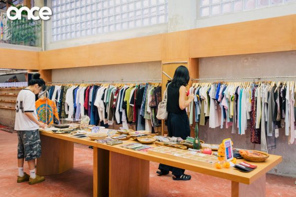 FRANK. Flagship Store