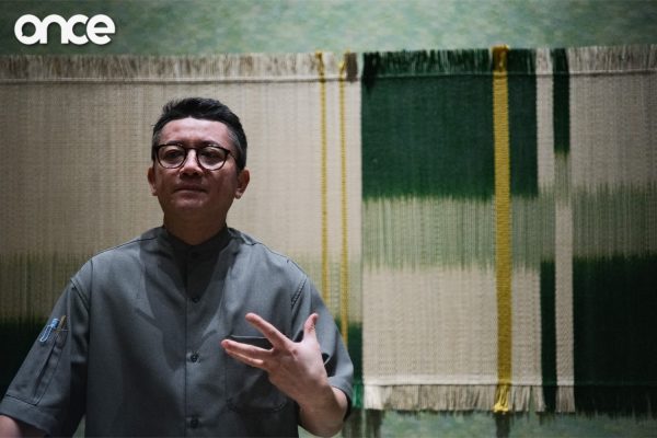 Sra Bua by Num Weerawat