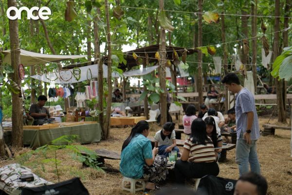 แต้มสุข Coffee & Folk
